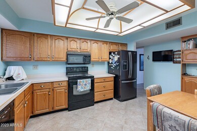 9-web-or-mls-Meade-9