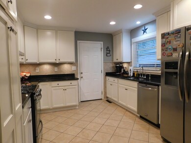 1211 Oak Dr, Manchester, TN 37355 - photo 4