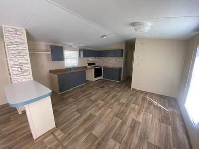 1620 E Reno Rd unit 12, Azle, TX 76020 - photo 3