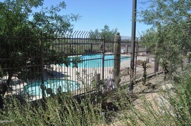 Community pool & spa