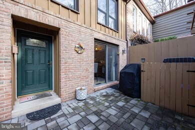 164 Oakmont Ct, Reading, PA 19607 - photo 2