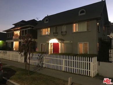 Honey, Stop The Car!