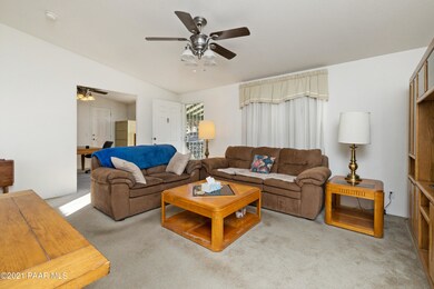 007_Living Room