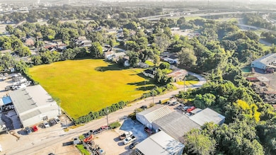 8307 Millet St, Houston, TX 77012 - photo 5