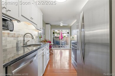 1153 Kirts Blvd, Troy, MI 48084 - photo 4