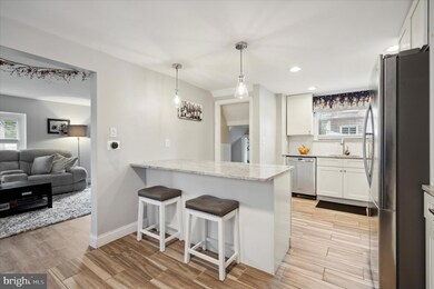 519 Glenfield Ave, Glenolden, PA 19036 - photo 7