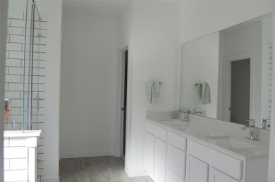 14258 Wonder Lake Ln, Shenandoah, TX 77384 - photo 6