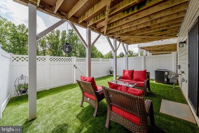 3115 Presidential Golf Dr, Upper Marlboro, MD 20774 - photo 3