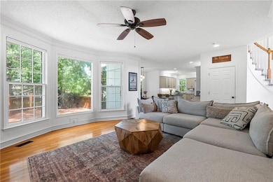 14712 Woodward St, Overland Park, KS 66223 - photo 5