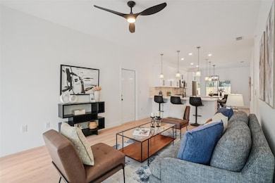 1606 E Maple Ave, Tampa, FL 33604 - photo 7