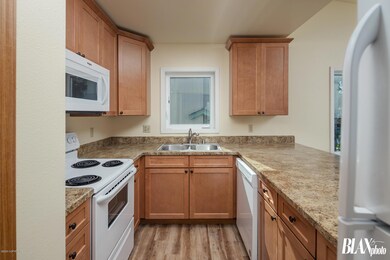 Fully Updated Kitchen