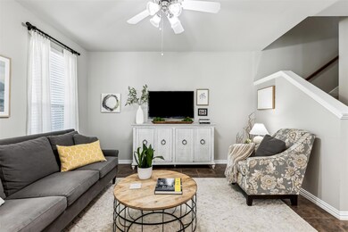 6136 Crescent St, North Richland Hills, TX 76180 - photo 5