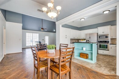 122 W Ridge St, Decatur, TX 76234 - photo 6