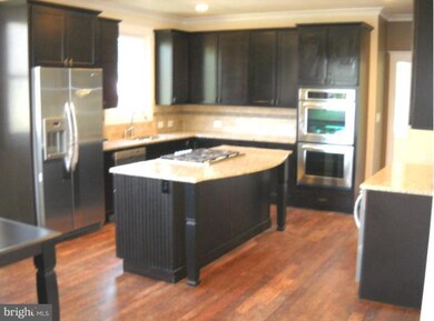 119 N Virginia Ave, Falls Church, VA 22046 - photo 4