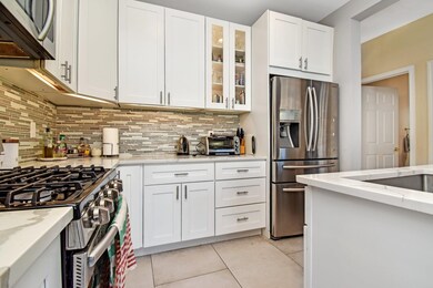 314 Midland Ct unit 314, West New York, NJ 07093 - photo 5