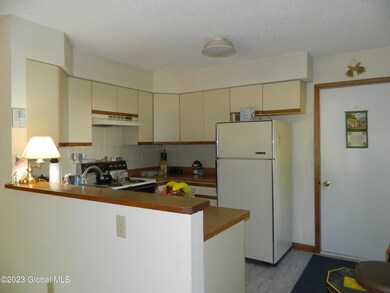 1605 Tina Ln, Castleton On Hudson, NY 12033 - photo 7