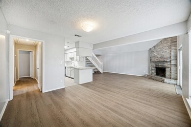 13838 Beech Hollow Ln, Houston, TX 77082 - photo 4