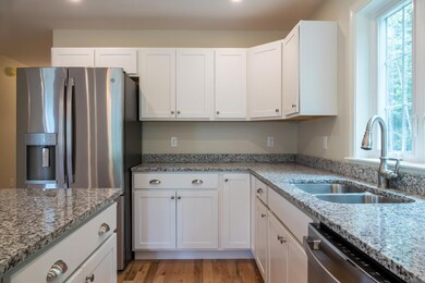 12-Kitchen (3 of 7)