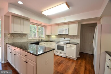 4 Cornfield Ct, Reisterstown, MD 21136 - photo 4