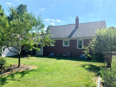 3111 Midland Dr, Erie, PA 16506 - photo 2