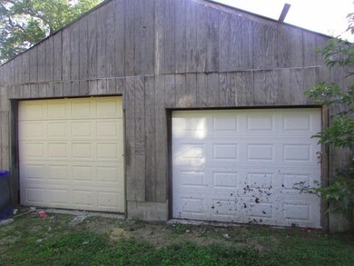 9 Oak St, Bridgton, ME 04009 - photo 2