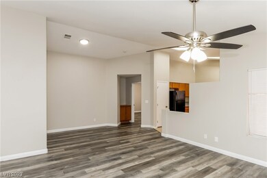 945 Adobe Flat Dr, Henderson, NV 89011 - photo 7