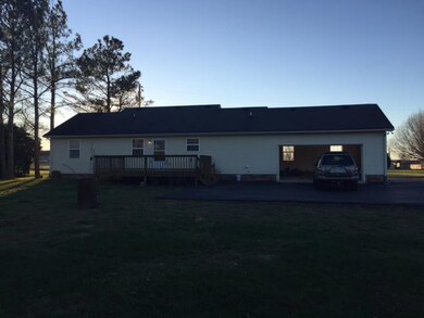 339 Cessna Ln, Shelbyville, TN 37160 - photo 4