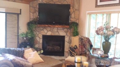 806 the Glens Blvd, Banner Elk, NC 28604 - photo 3