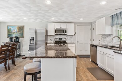 901 Scituate Ave, Cranston, RI 02921 - photo 4