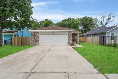 2108 Wavell St, Houston, TX 77088 - photo 5