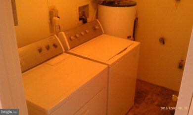 2146 Gunsmith Terrace unit 45-4, Woodbridge, VA 22191 - photo 4