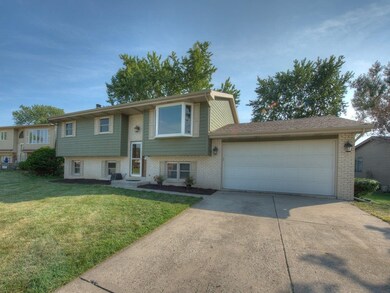 5047 W 88th Ct, Crown Point, IN 46307 - photo 2