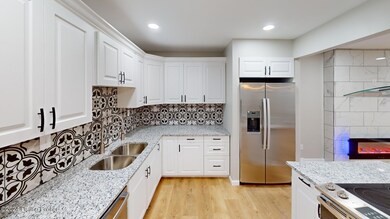 Buckeye-Ct-Kitchen