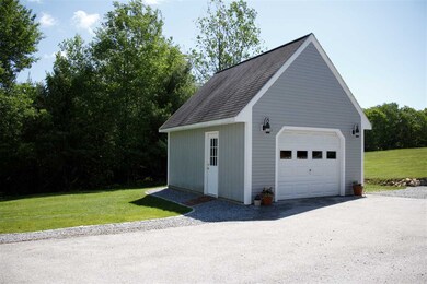 220 Twist Hill Rd, Dunbarton, NH 03046 - photo 3
