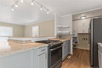 654 Stoneykirk Dr, Fayetteville, NC 28314 - photo 3