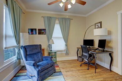 626 E 13th 1 2 St, Houston, TX 77008 - photo 7