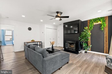 3800 Ski Lodge Dr unit 309, Burtonsville, MD 20866 - photo 6