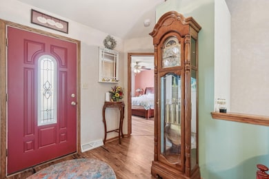 7-web-or-mls-River View Pkwy-S0307-007