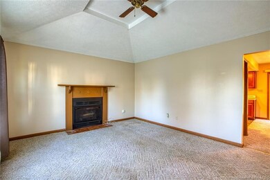 7127 High St, Floyds Knobs, IN 47119 - photo 3