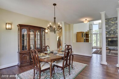 6710 Warwick Ln, Warrenton, VA 20187 - photo 3