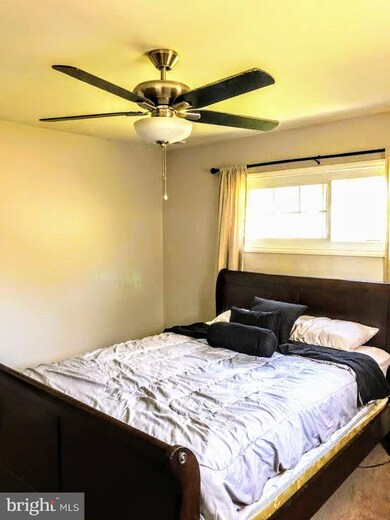 1107 E Willow Run Dr, Wilmington, DE 19805 - photo 5