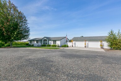 2. Large garage