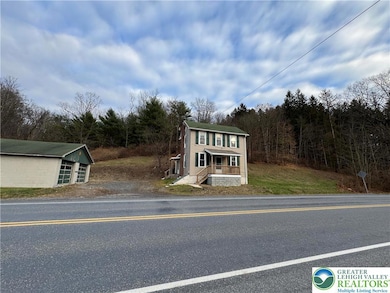 1032 Clamtown Rd, Tamaqua, PA 18252 - photo 2