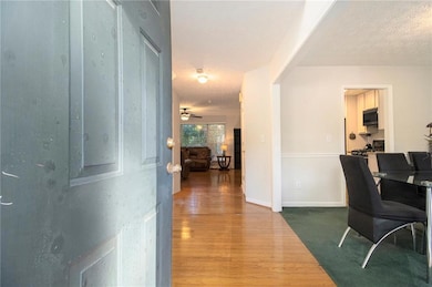 4545 Forrest Bend Ct, Snellville, GA 30039 - photo 5