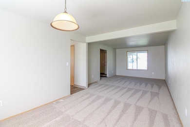 8408 Studebaker Dr, Pasco, WA 99301 - photo 5