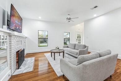 1743 Michigan St, Houston, TX 77006 - photo 7