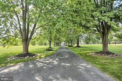 2290 Lambs Gap Rd, Enola, PA 17025 - photo 3