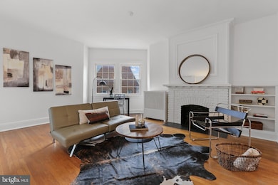 101 W 39th St, Baltimore, MD 21210 - photo 4