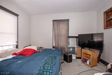 10307 Sophia Ave, Cleveland, OH 44104 - photo 4