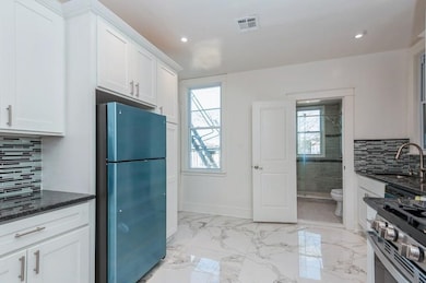 302 Union St unit 2, Jersey City, NJ 07304 - photo 4